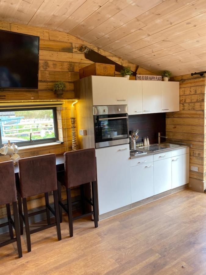 Willow Court Farm Studio East & Petting Farm, 8 Mins To Legoland & Windsor, 15 Mins To Lapland Uk Экстерьер фото