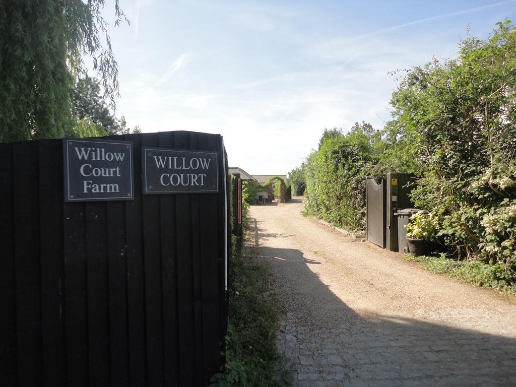 Willow Court Farm Studio East & Petting Farm, 8 Mins To Legoland & Windsor, 15 Mins To Lapland Uk Экстерьер фото